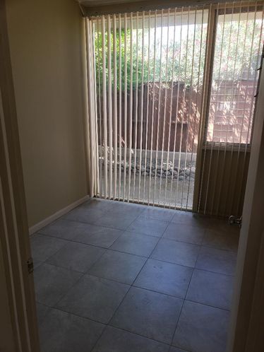 1321 Paradise Ln, Los Banos, CA 93635